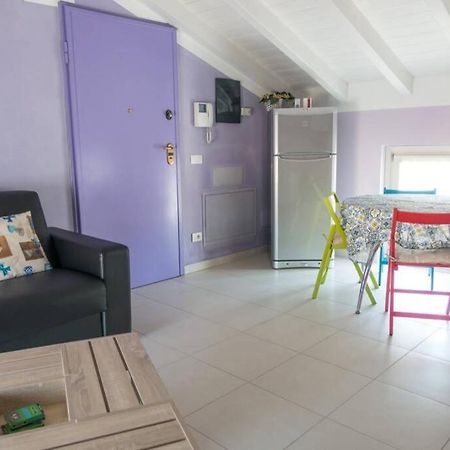 Apartment Viole, Cozy Attic Set In The Old Town Next To The Lake Arona Exterior photo
